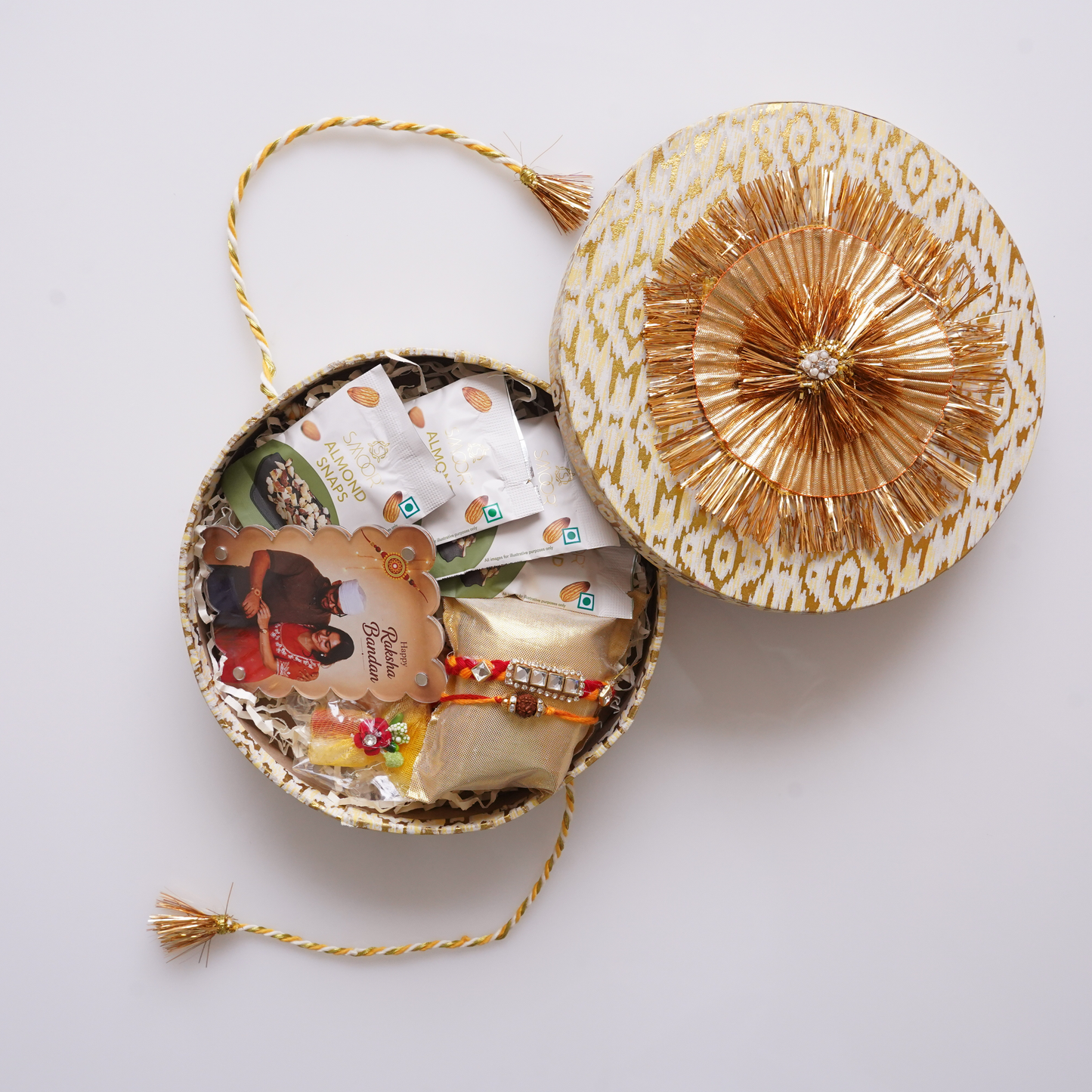 Luxe Round RakhiHamper