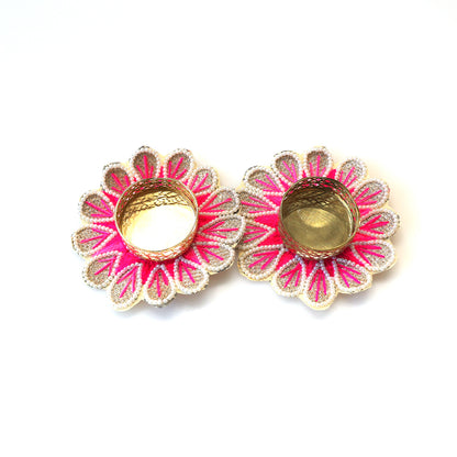 Floral T-Llight Holder